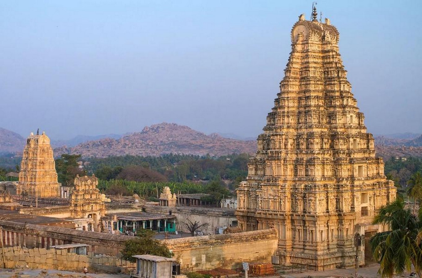 UNESCO World Heritage Sites Monuments in Hampi-Sheet5