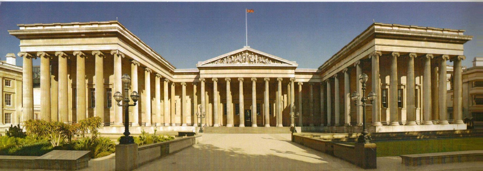 Book in Focus Norman Foster and the British Museum by Norman Foster-Sheet2