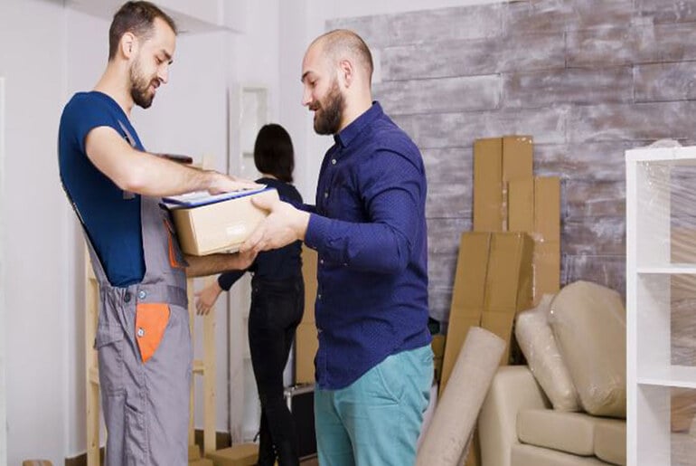 Smooth Moves: The Top Benefits of Hiring a Professional Moving Company