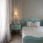 Grey and Gold in Interior Wall Design Trends of 2024 by Azure Interiors-Sheet5