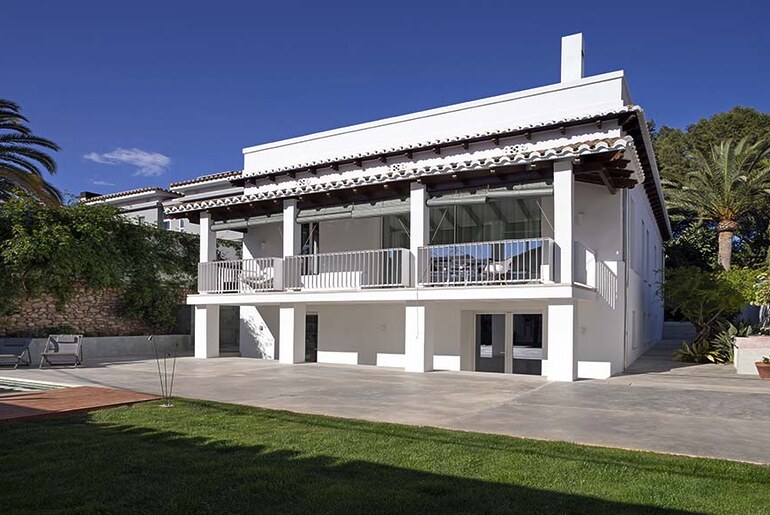 Ermita House by Mano de Santo