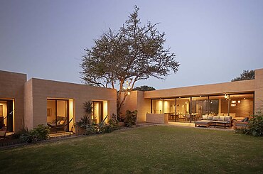 LL HOUSE by RA!