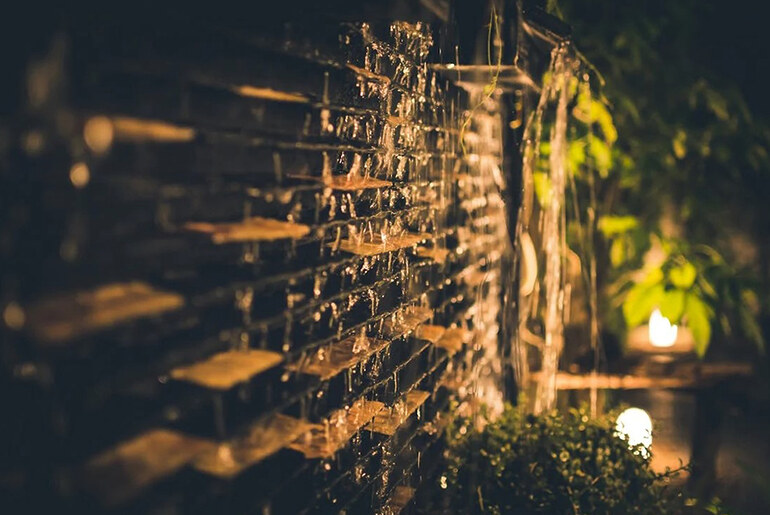 Pro Guide to Choosing Outdoor Landscape Lights