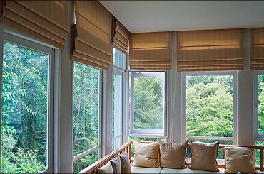 Choosing the Right Motorized Blinds for Your Windows