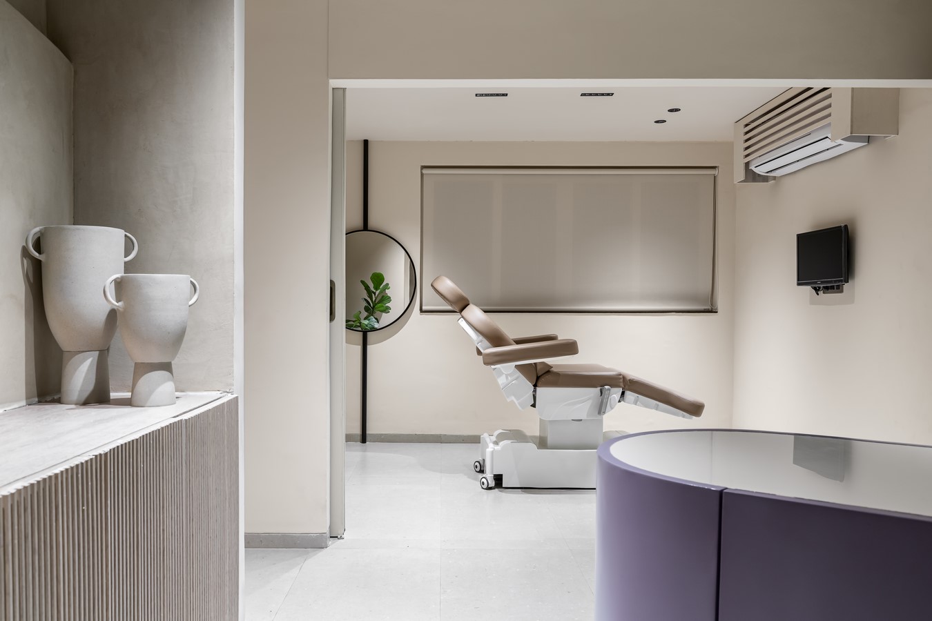 Minimal Clinic Design by Studio Dvāra-Sheet5