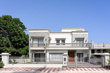 Sukhavas Residence by Diggvijay Rajdev Architect