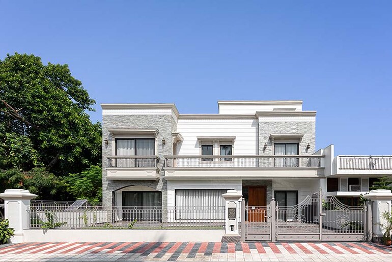 Sukhavas Residence by Diggvijay Rajdev Architect
