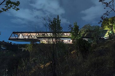 Ch73 House by Lbr&A