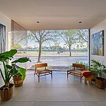Christian Schlatter uses weathering steel to enclose the house in Córdoba with screens-Sheet2