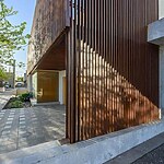 Christian Schlatter uses weathering steel to enclose the house in Córdoba with screens-Sheet5