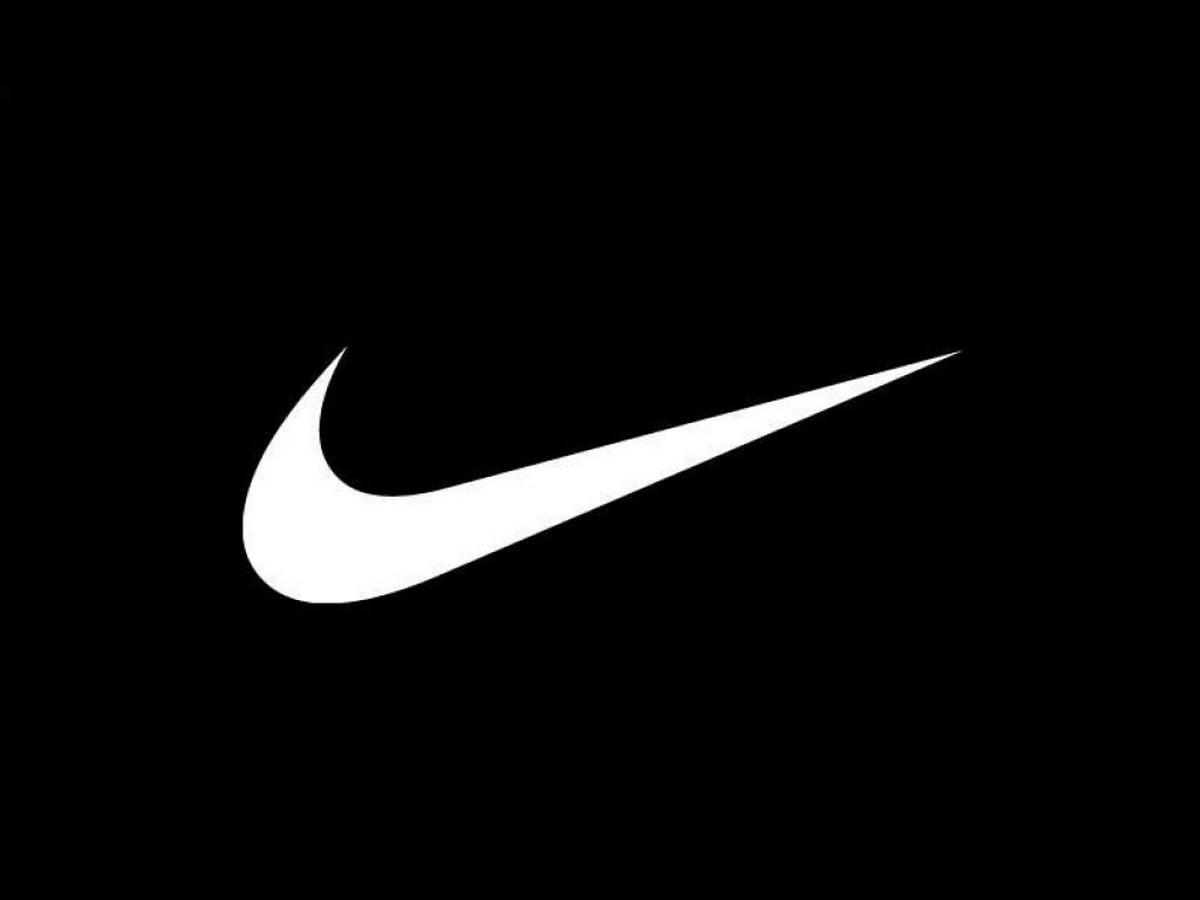 Brand Design vs Product Design-Sheet1