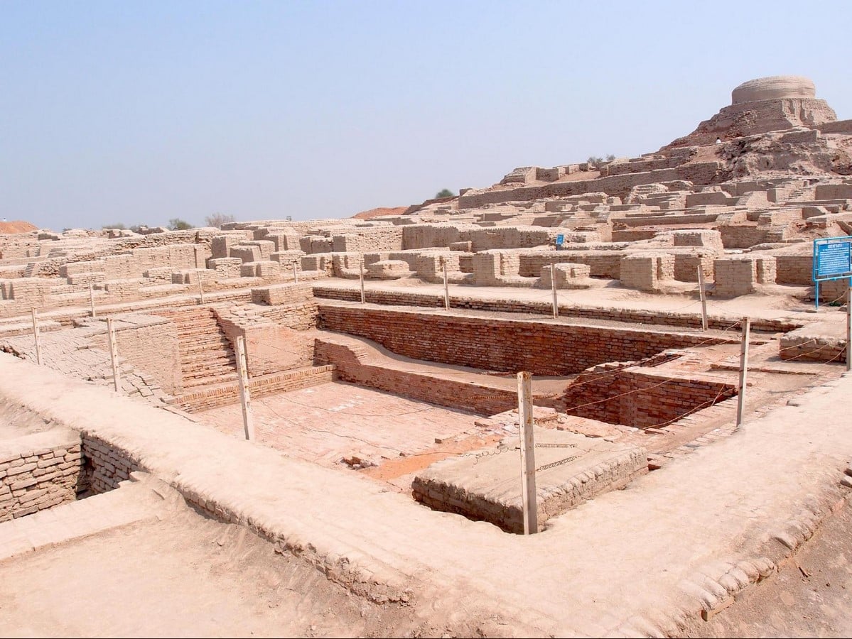 The Architecture of Old-Sheet3