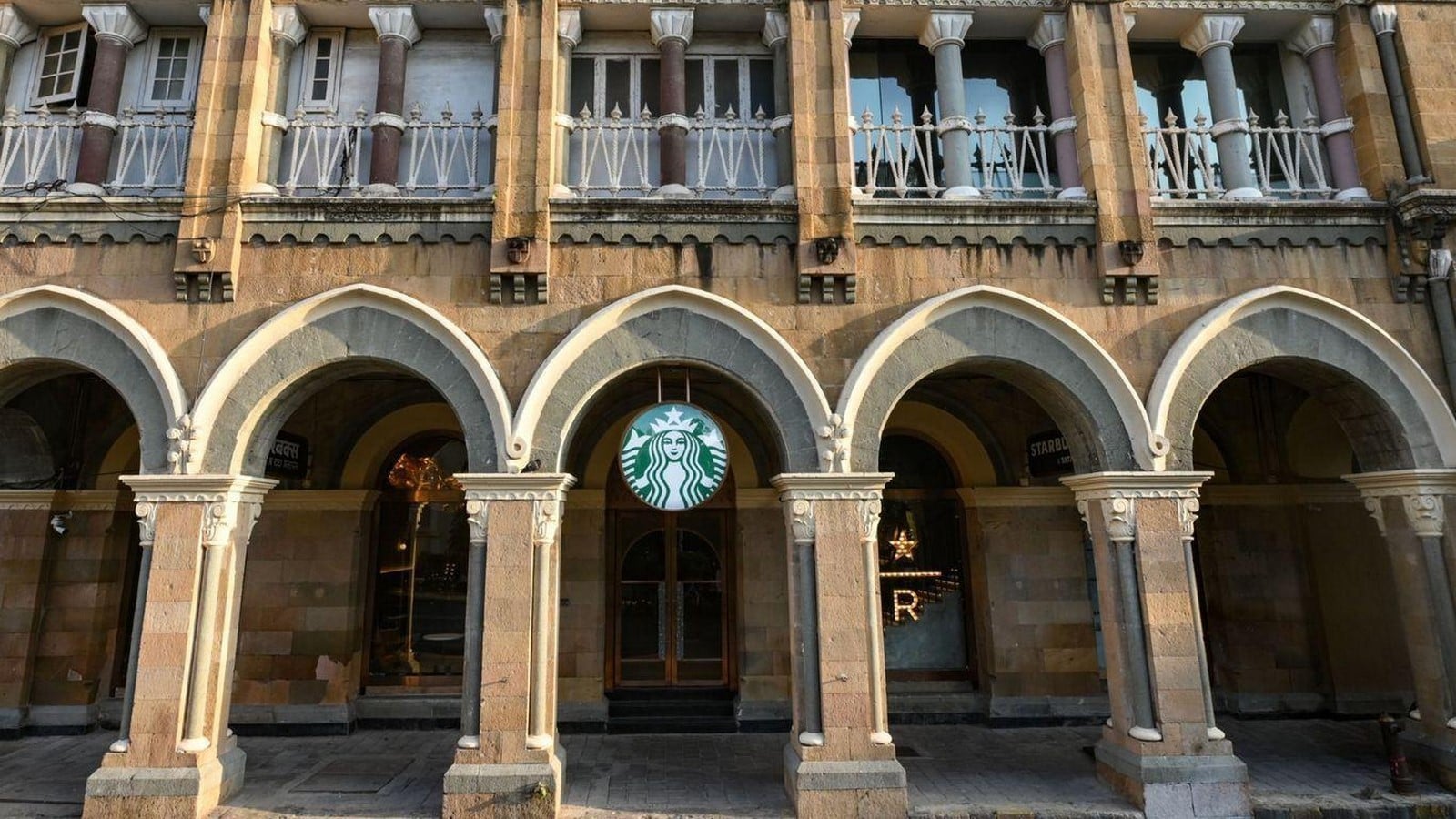 Building Brand Culture through Retail Architecture-Sheet5