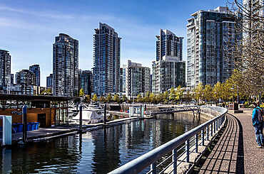 Tips for a Smooth Move to Canada’s Urban Centers: What to Expect and How to Prepare