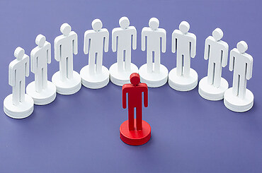 How Small Businesses Can Stand Out in Crowded Niches