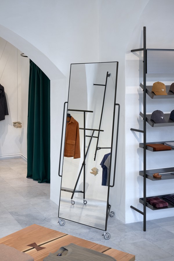 Gentleman Store by ORA + třiarchitekti-Shee7