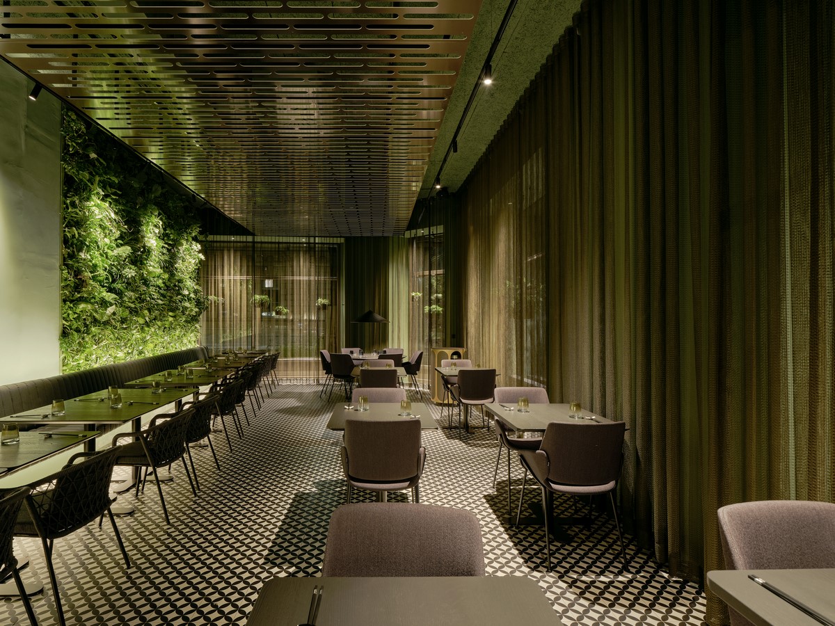 VINA Bar & Restaurant by INNOCAD architecture-Sheet8