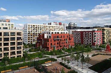 A diverse urban quarter with innovative planning and a pedestrian promenade in Siberia by Brusnika