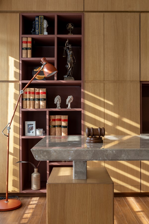 Minimalist luxury makes maximum impact in this office by S’thétic Design Studio-Sheet2
