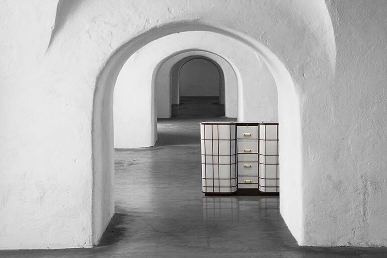 Artistry in Wood and Leather The Artful Integration of Classic and Contemporary Elements by PortsideCafé