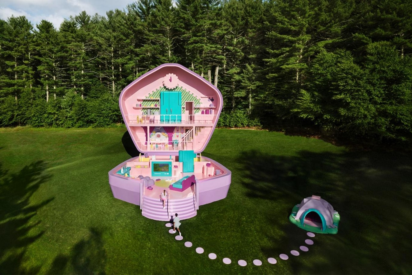 Airbnb Unveils Giant Polly Pocket House in Massachusetts-Sheet1