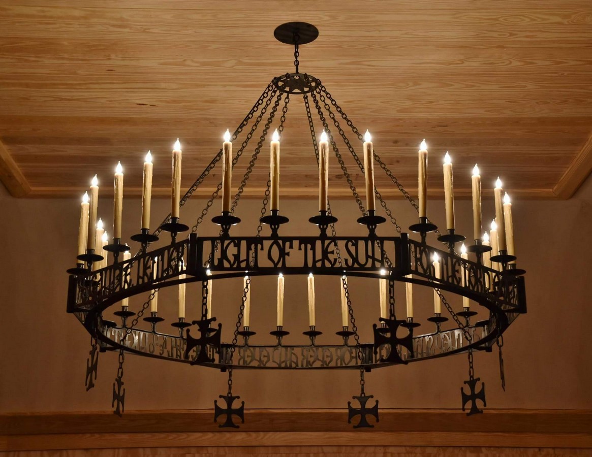 Chandeliers A Fusion of Art, Engineering, and Functionality-Sheet2