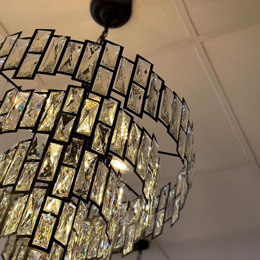 Chandeliers A Fusion of Art, Engineering, and Functionality-Sheet8