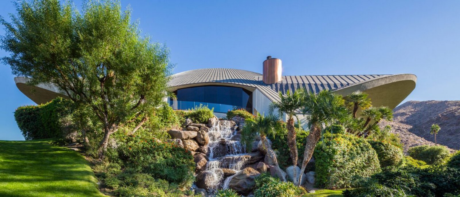 Project in-depth_ Bob Hope House, Palm Springs-Muskaan Amlani-Sheet6