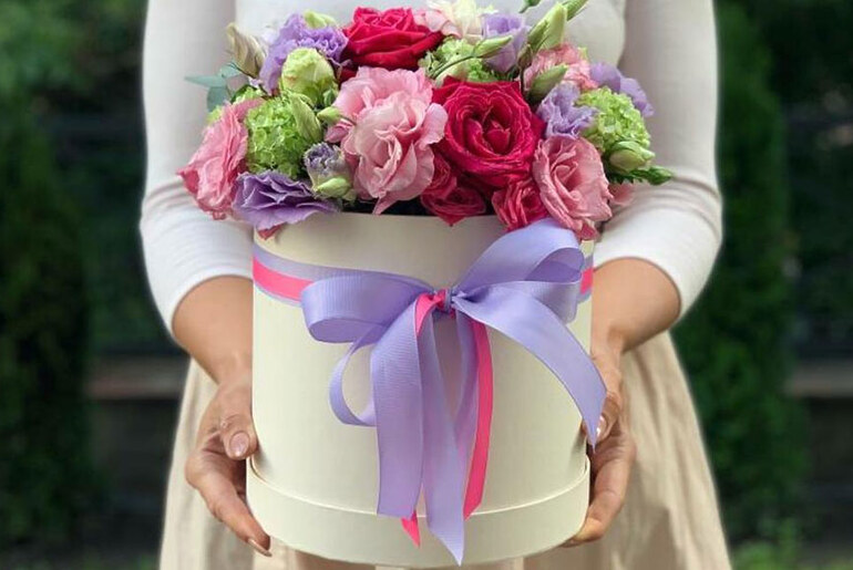 Choosing Flowers for an Engagement Party in Dubai