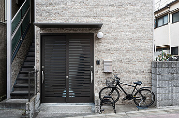 Reasons Why Iron Doors are the Perfect Addition to Your Home
