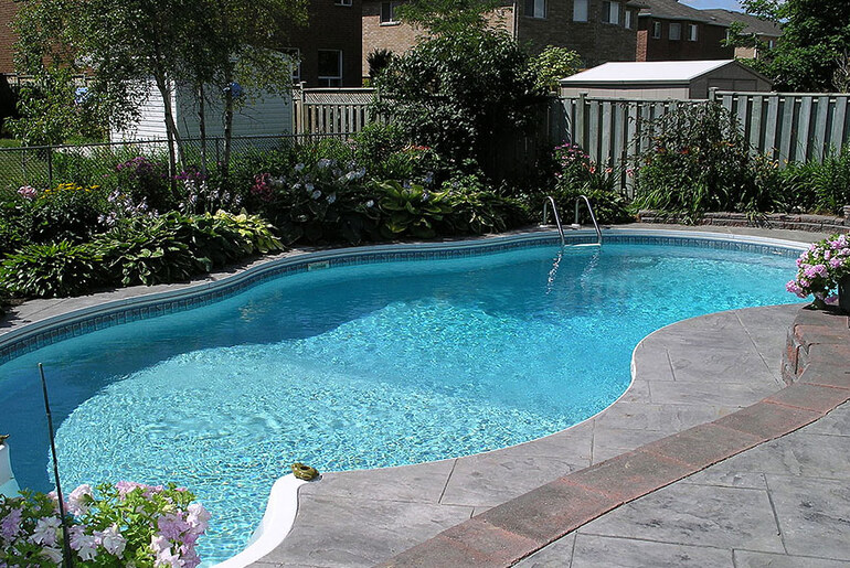 Free Chlorine High: Causes and Solutions for Pool Owners