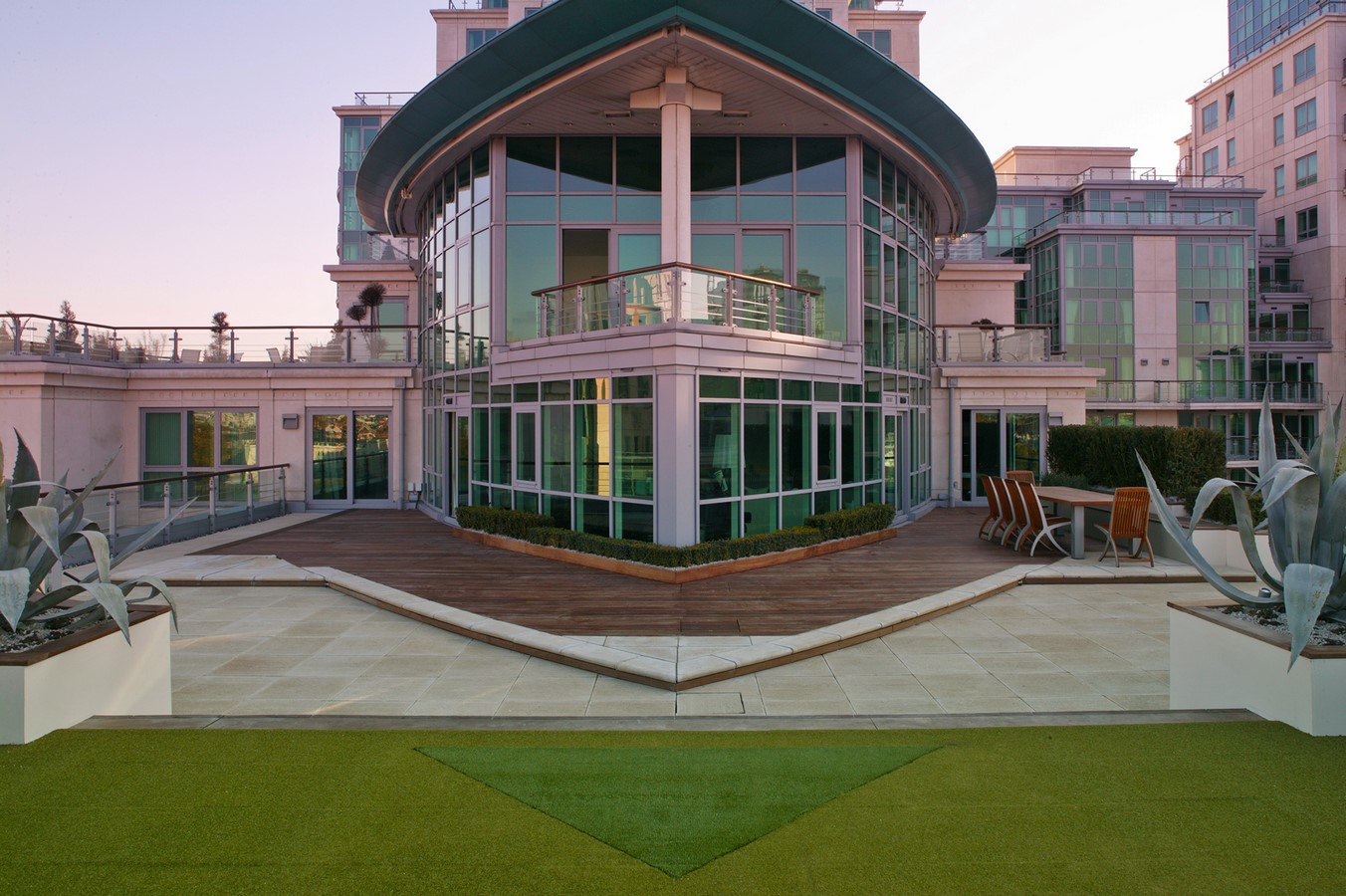 Vauxhall Roof Garden by Mylandscapes LTD-Sheet2