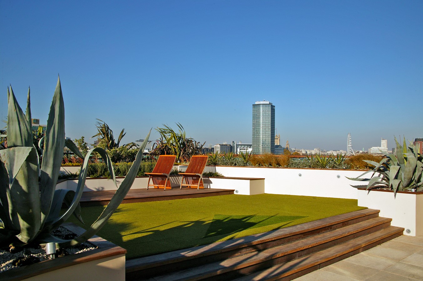 Vauxhall Roof Garden by Mylandscapes LTD-Sheet6