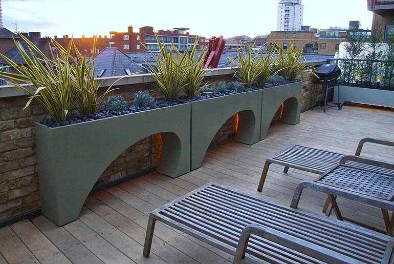 Tempus Wharf Roof Garden by Mylandscapes LTD