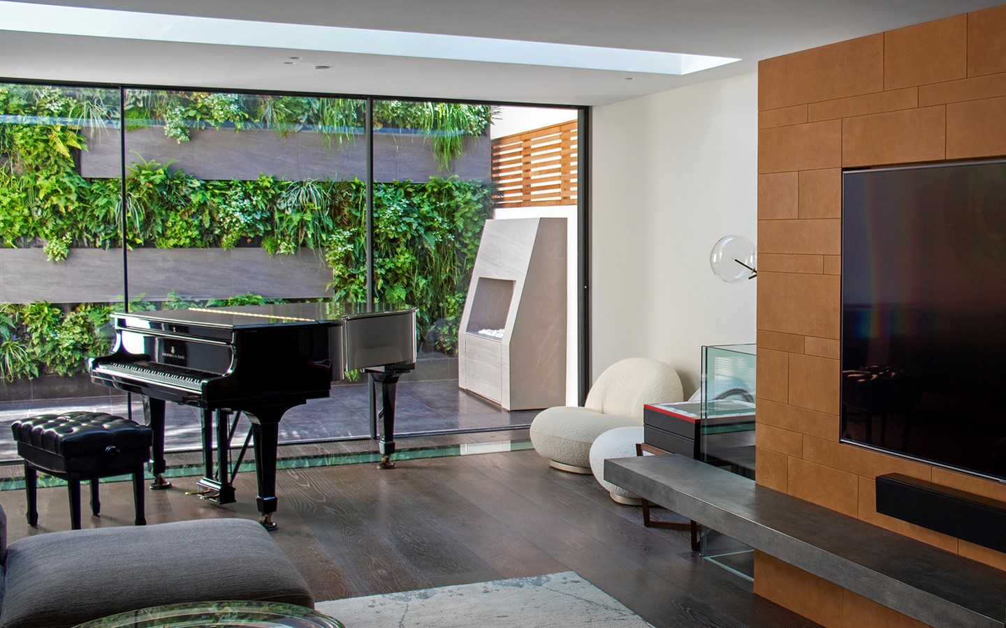 Green Wall Courtyard by Mylandscapes LTD-Sheet4