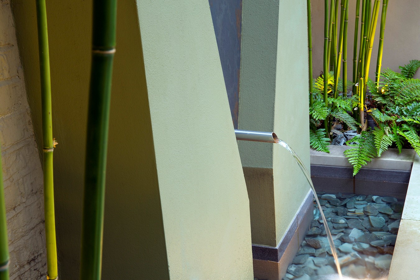 Belgravia Courtyard Garden by Mylandscapes LTD-Sheet2