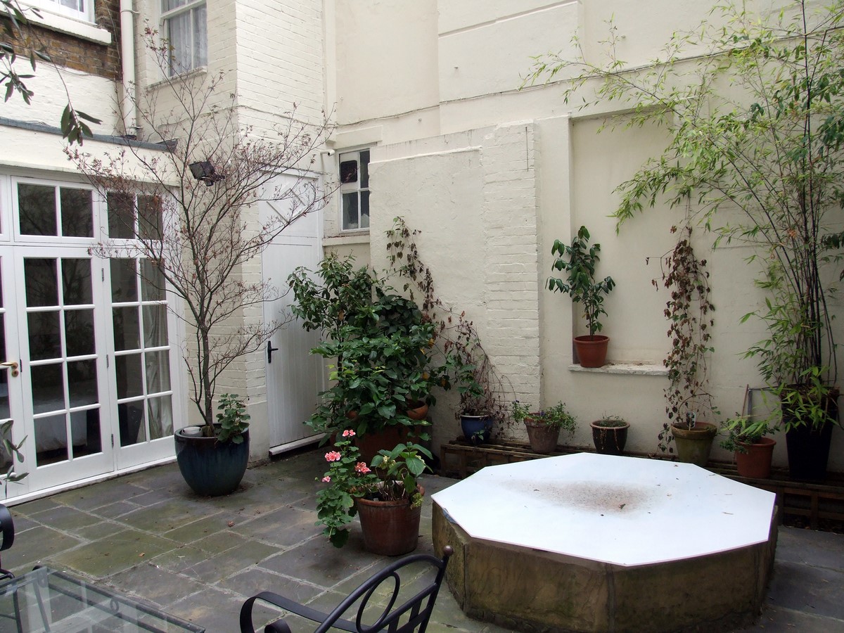 Marylebone Topiary Courtyard by Mylandscapes LTD-Sheet6
