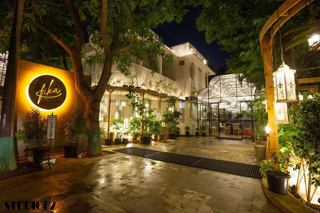 5 Iconic Cafe Designs - RTF | Rethinking The Future
