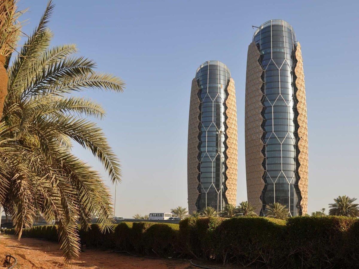 The Al Bahr Towers Adaptive Facades and Sustainability-Sheet1