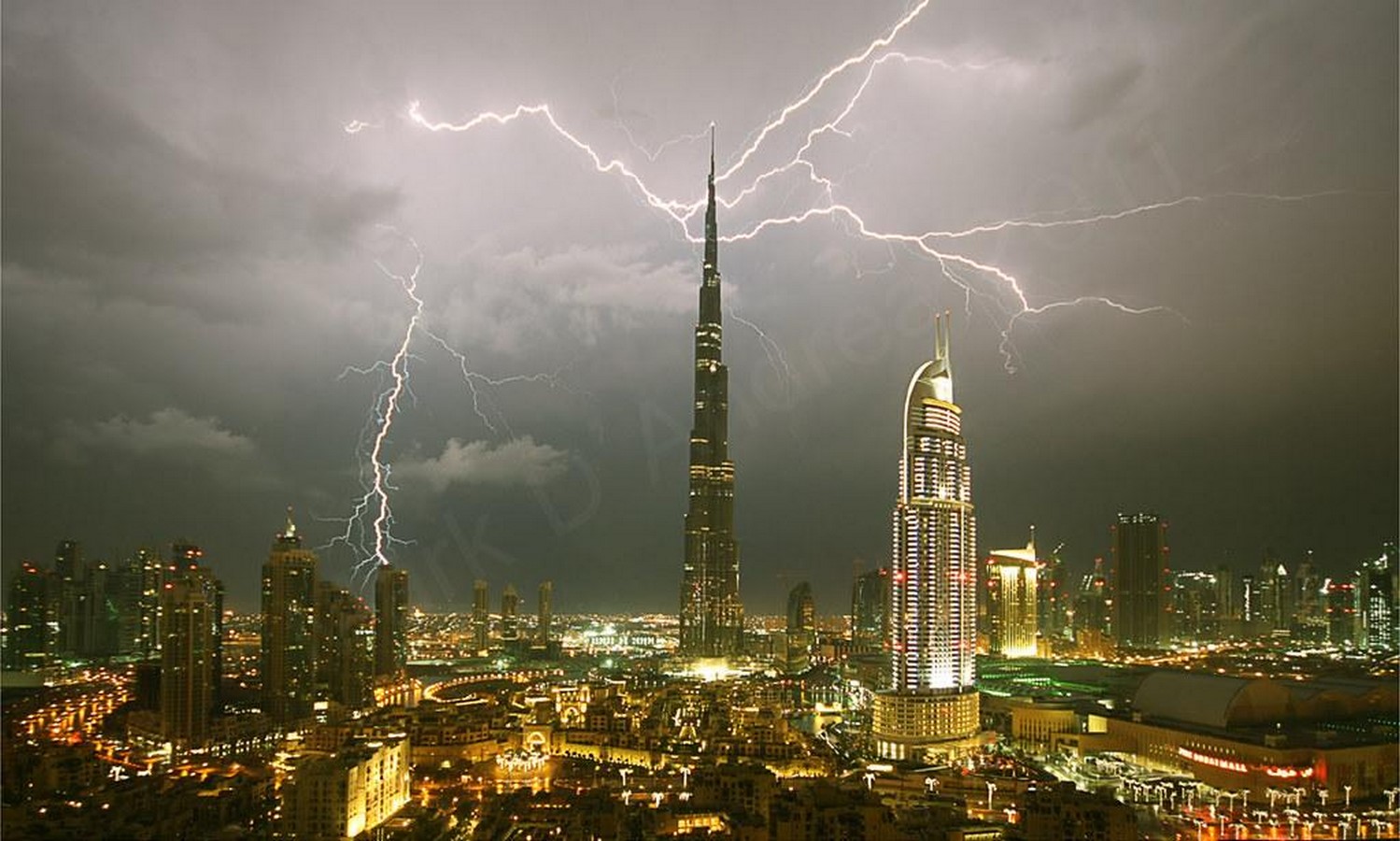 The Burj Khalifa Engineering Marvel and Design Icon-Sheet3