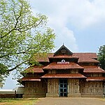 Travel the world Sree Vadakkunnathan Temple-Sheet3