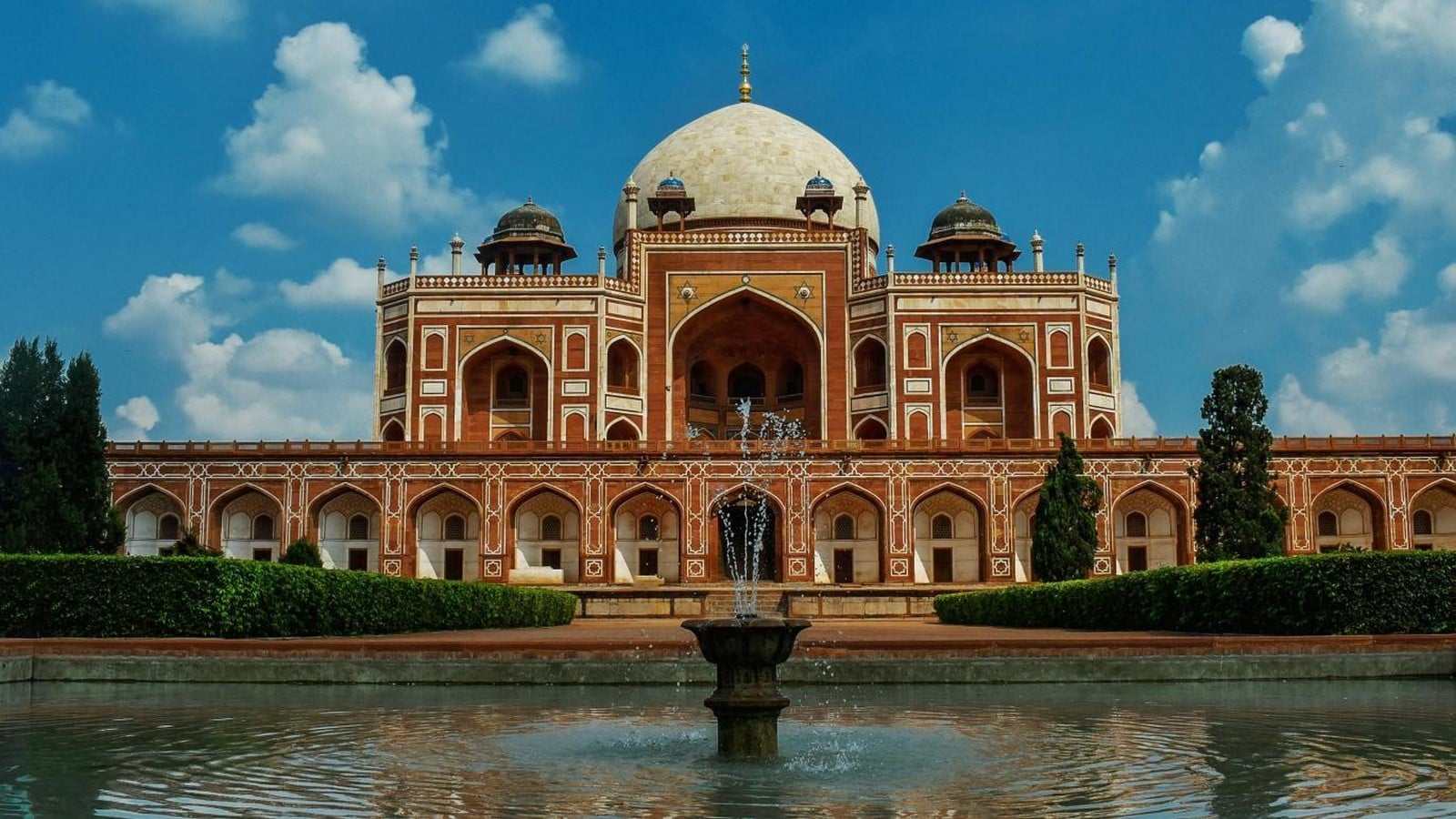 Mughal Architecture Where East Met West through Cultural Expression-Sheet2