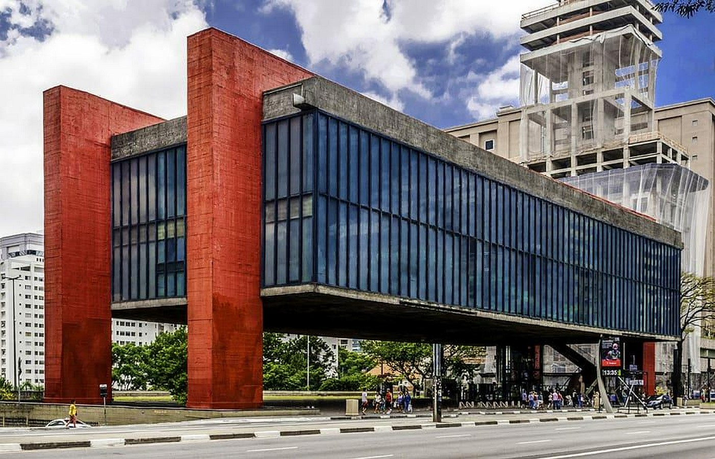 Lina Bo Bardi A Visionary in Brazilian Modernism-Sheet5