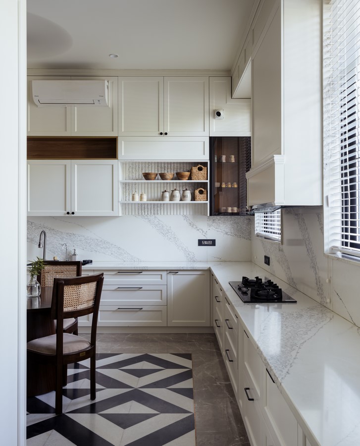The Solitary Residence by La Luna Design House-Sheet5