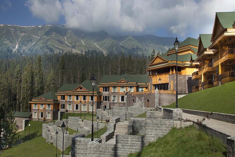 Khyber Himalayan Resort & Spa by Studio B Architects