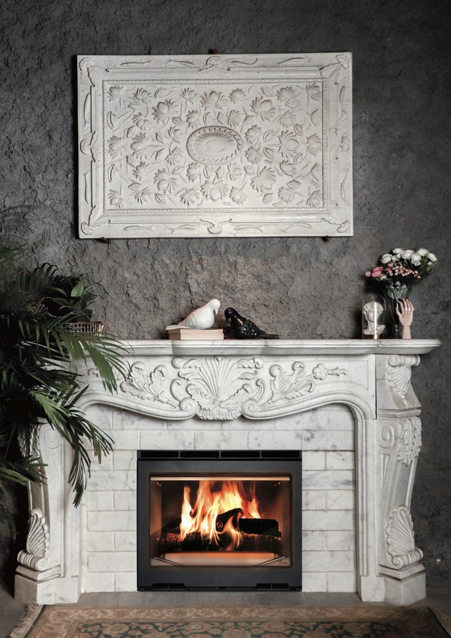 Cozy Fireplace Setups and Styling Essentials to Create Your Dream-Sheet4