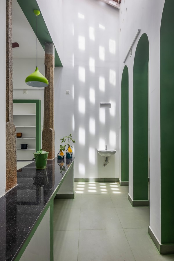 House of NO Window by Onebulb+Kolam Architecture-Sheet2