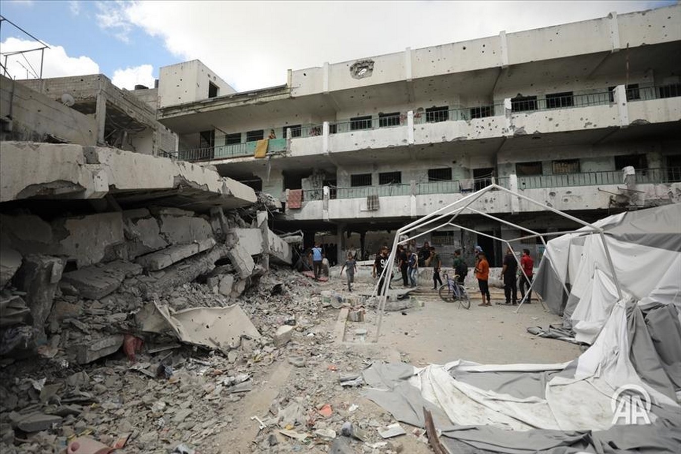 Understanding Wars through destroyed Architecture-Sheet4