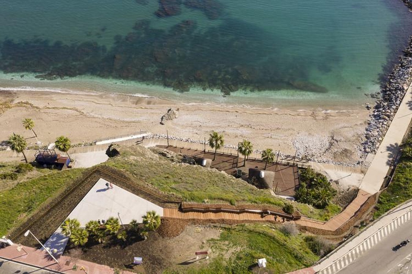 Engaging the Coastline Architecture that Connects People to Beaches-Sheet3