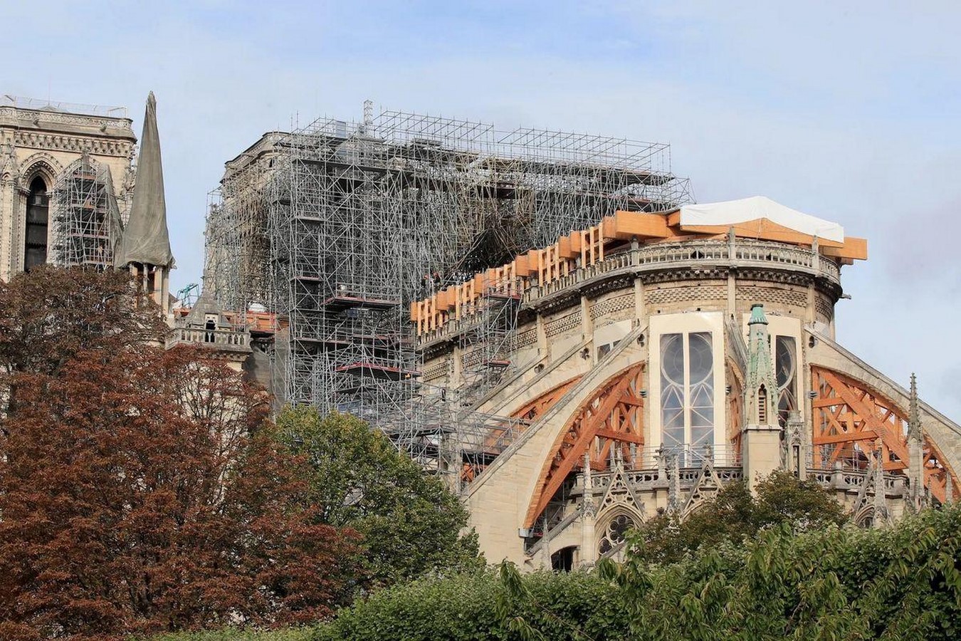 Notre Dame's Historic Reopening Ignites Debate Over Entrance Fee-Sheet2